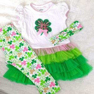 Bonnie Baby St. Patrick's Day 3 piece outfit. Clovers. Pink and green. Worn once